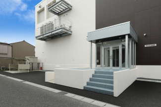 外観 玄関